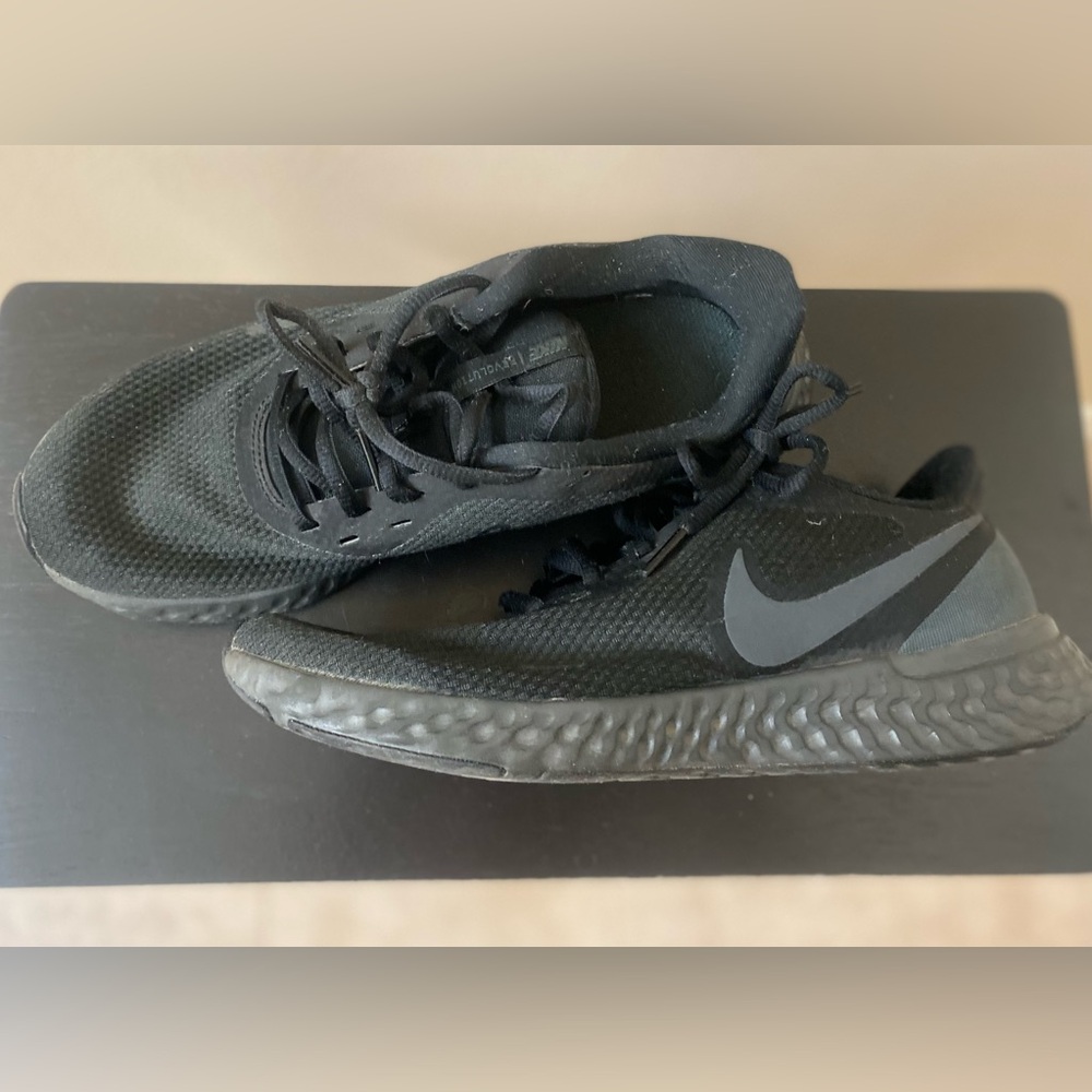 Nike Revolution Running Shoes